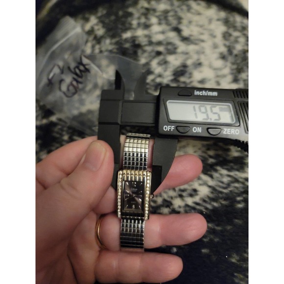 Gorgeous Ladies Galaxie By Elgin Crystals W1575 Watch Quartz 20mm Runs Perfect - Picture 9 of 11